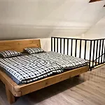 Mezonetovy S Terasou Na Samote V Lese Lejlighed *