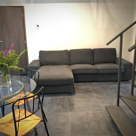 Mezonetovy S Terasou Na Samote V Lese Διαμέρισμα