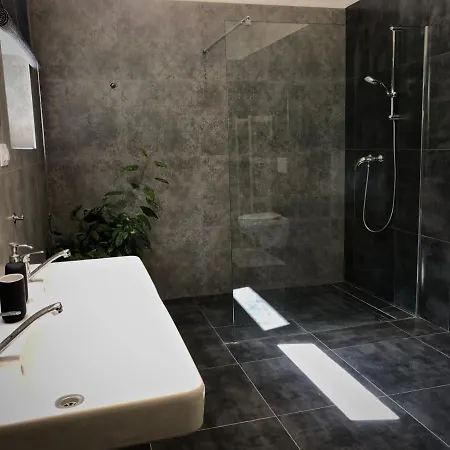 Appartement Mezonetovy S Terasou Na Samote V Lese *