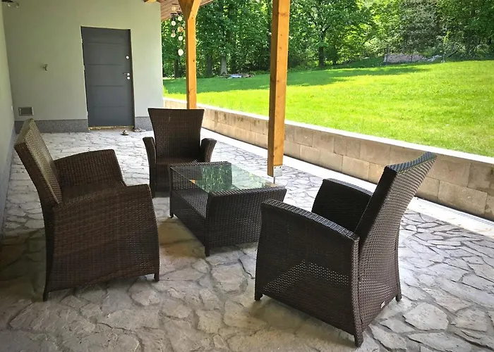 Mezonetovy S Terasou Na Samote V Lese